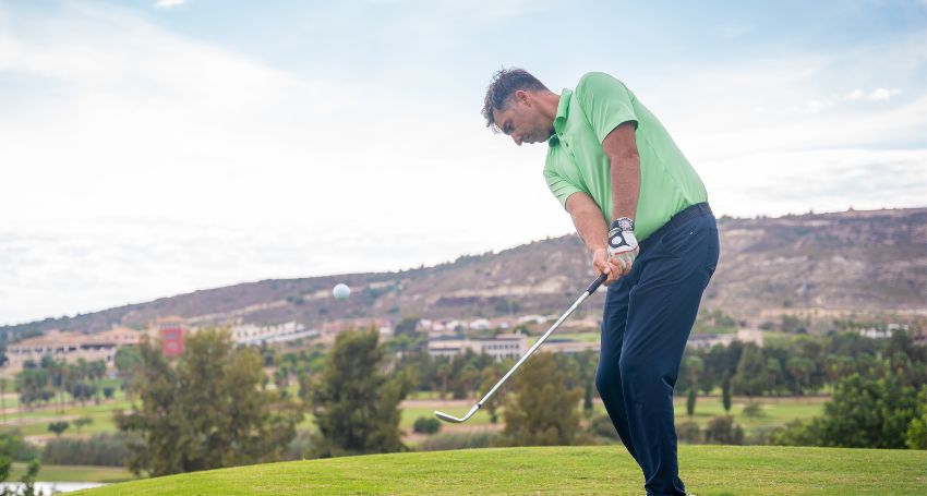 golf swing mechanics