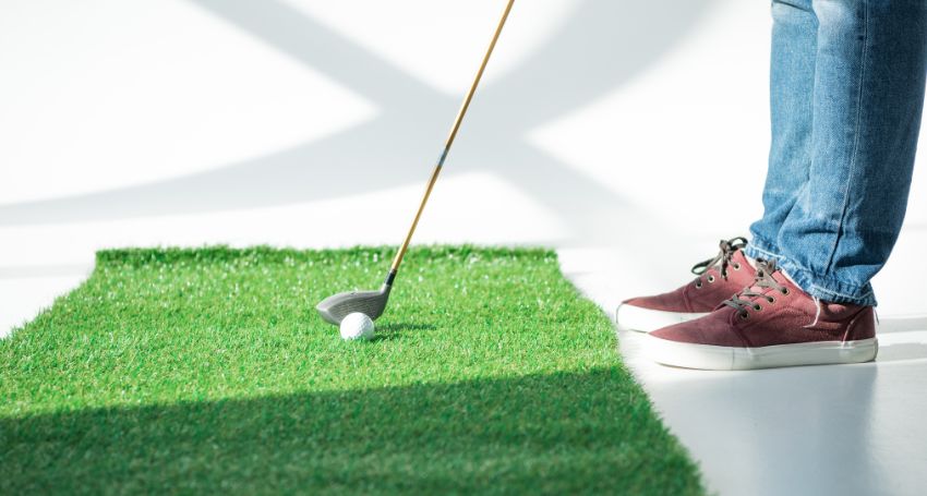 how to play virtual golf