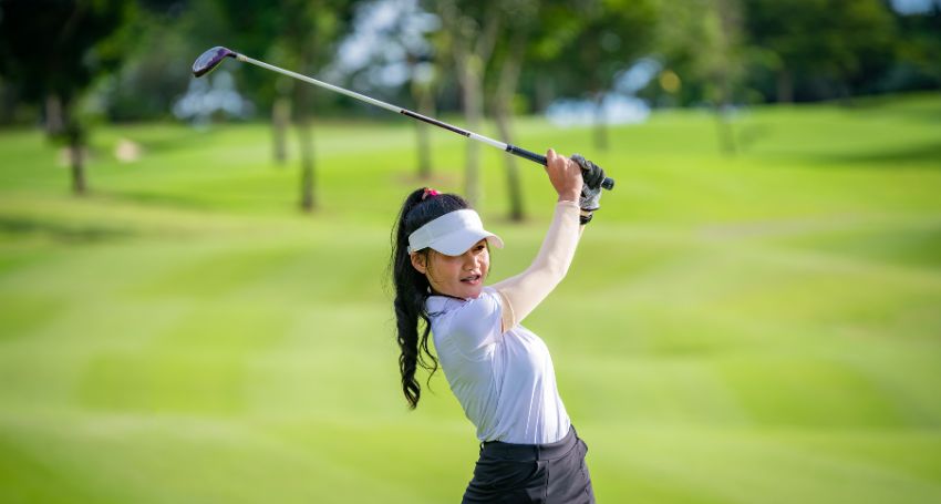 Different types of golf swings​